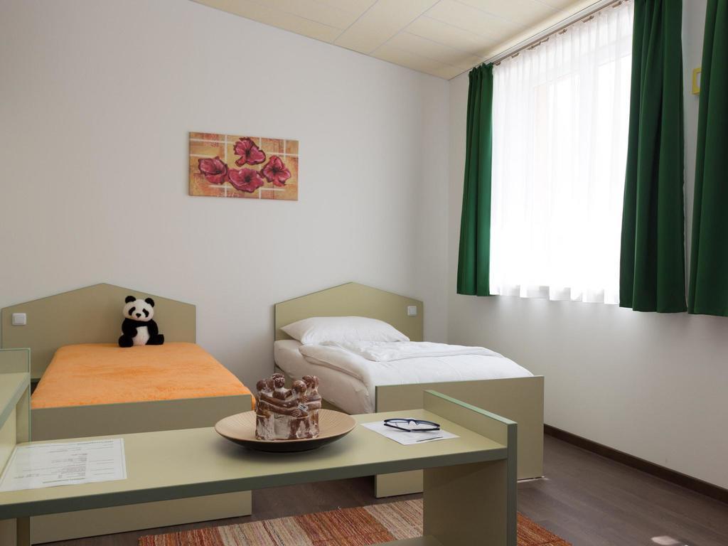 Winrooms "Hotel&Appartement" Wiener Neustadt Esterno foto